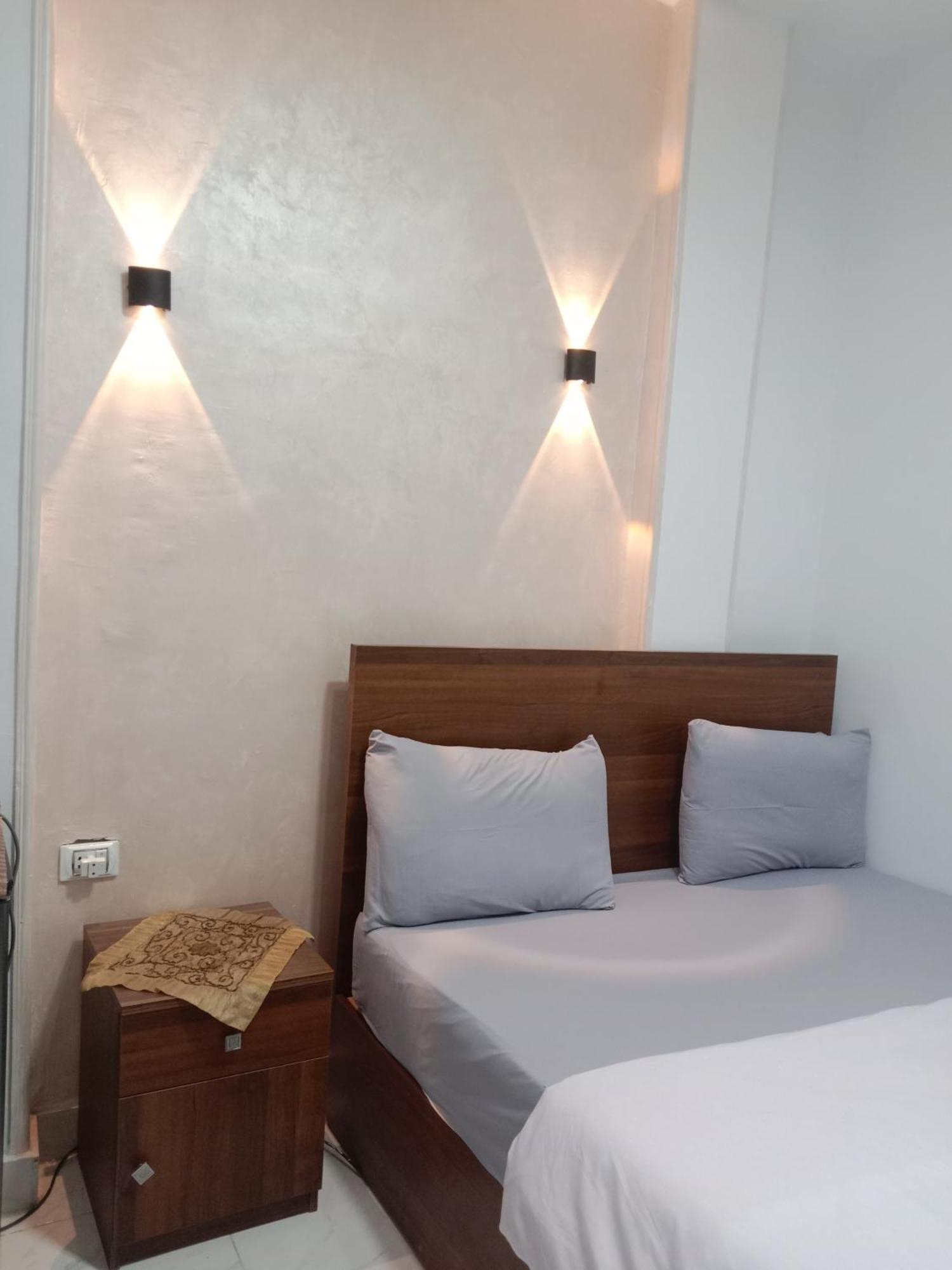 Pyramids Home Guest House Kafret el-Gabal エクステリア 写真