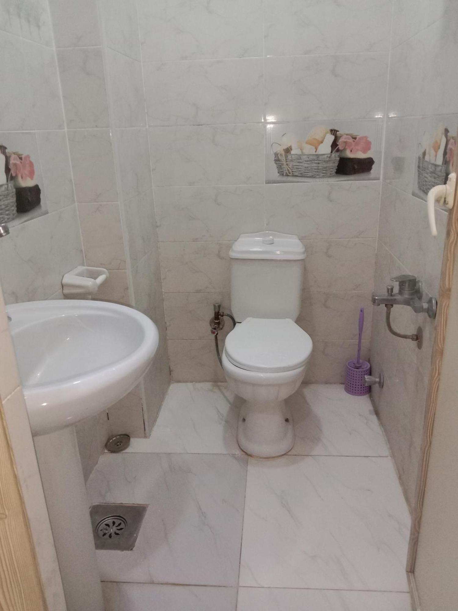 Pyramids Home Guest House Kafret el-Gabal エクステリア 写真