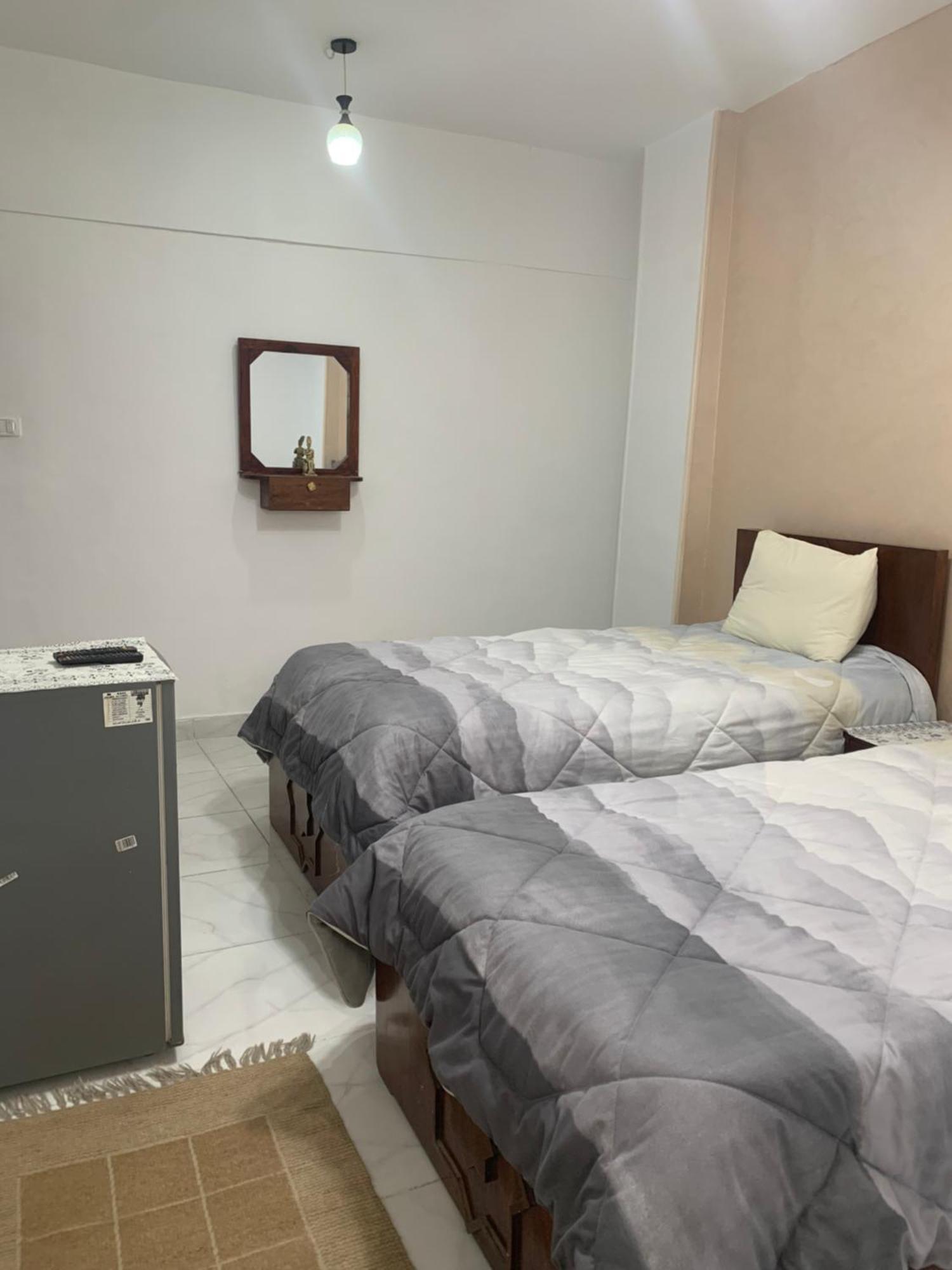 Pyramids Home Guest House Kafret el-Gabal エクステリア 写真