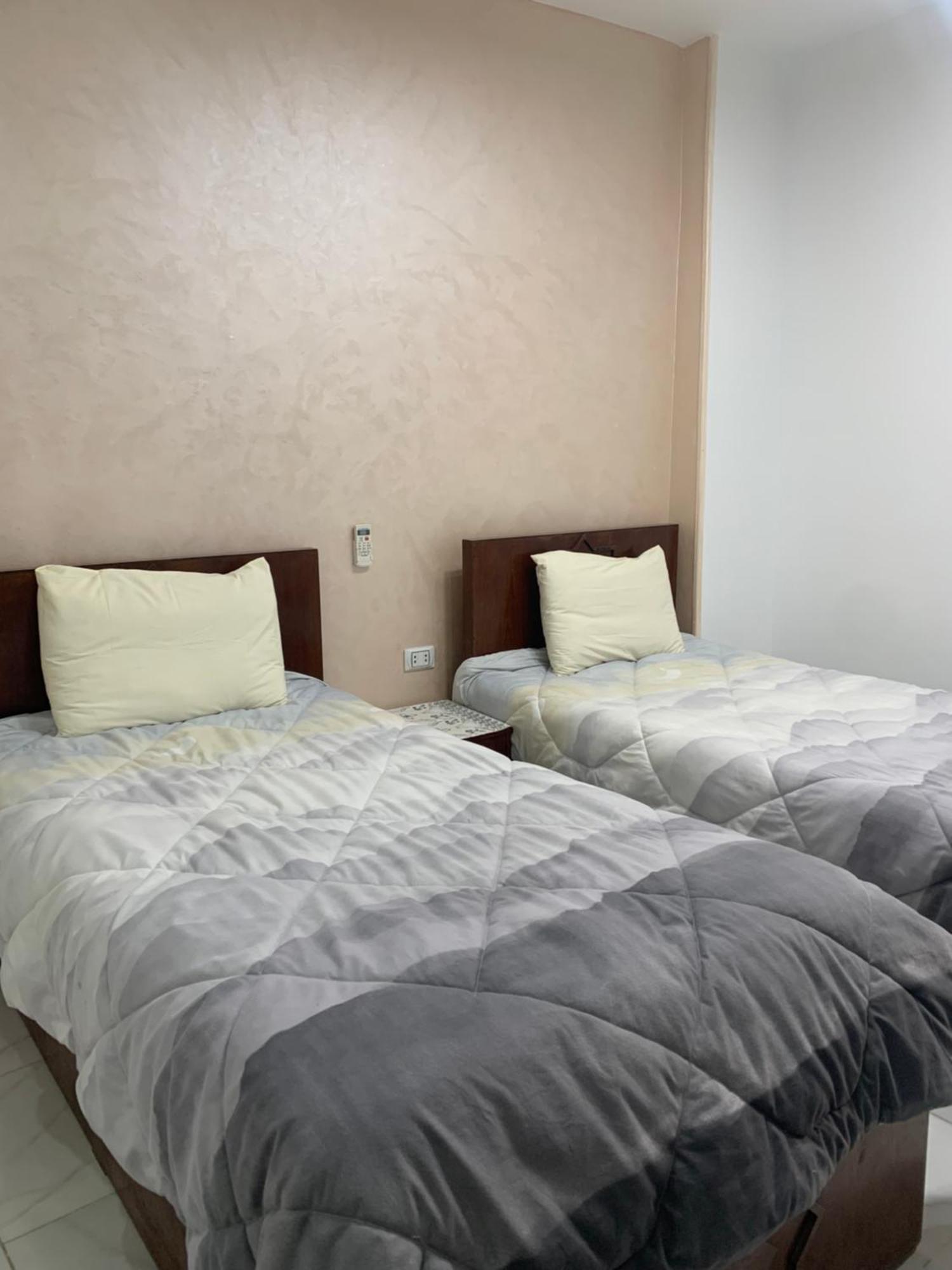 Pyramids Home Guest House Kafret el-Gabal エクステリア 写真